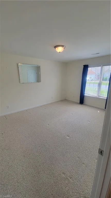 1337 Coppergate Trail Burlington, NC 27215