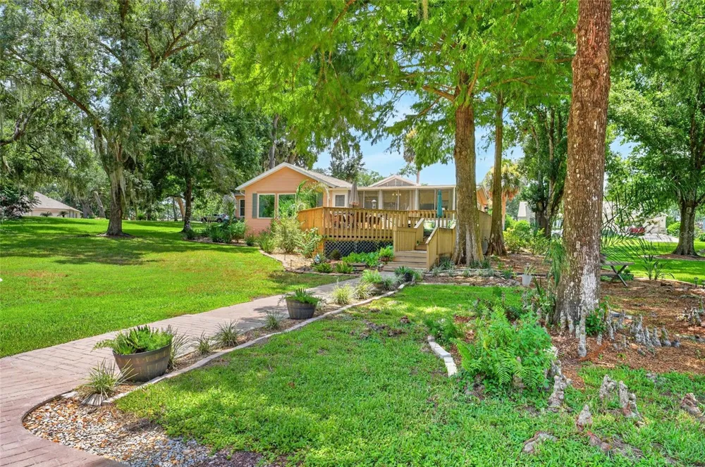 5 HICKORY HEAD HAMMOCK The Villages, FL 32159