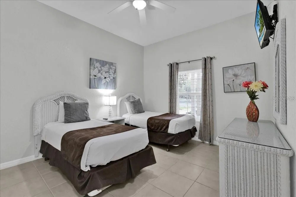 103 ROGUES RETREAT #22-103 Davenport, FL 33897