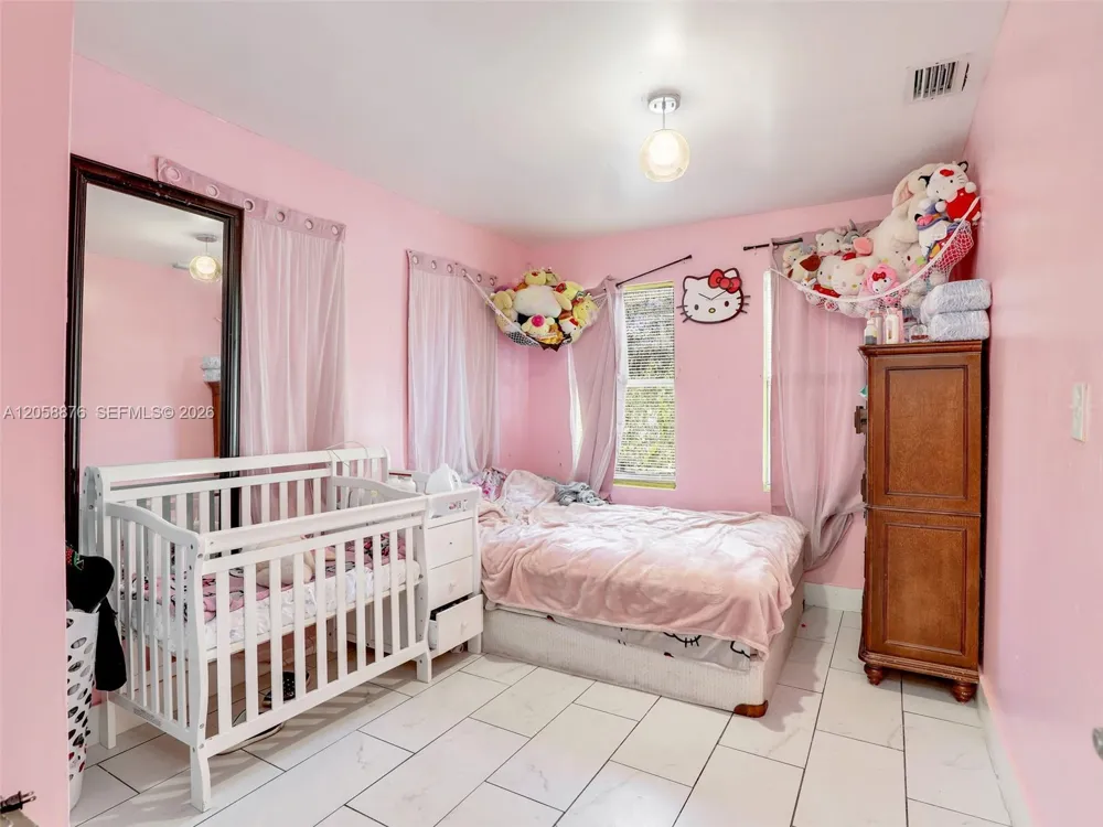 1132 River Rd North Fort Myers, FL 33903