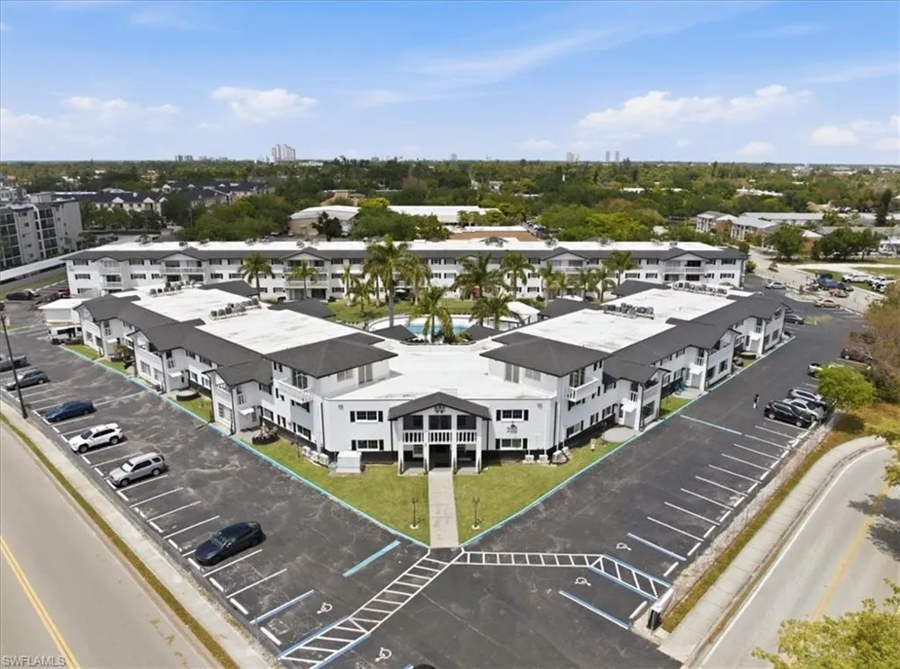 3704 Broadway #214 Fort Myers, FL 33901