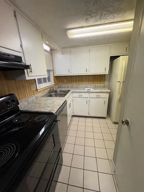 2345 Murell Road Snellville, GA 30078