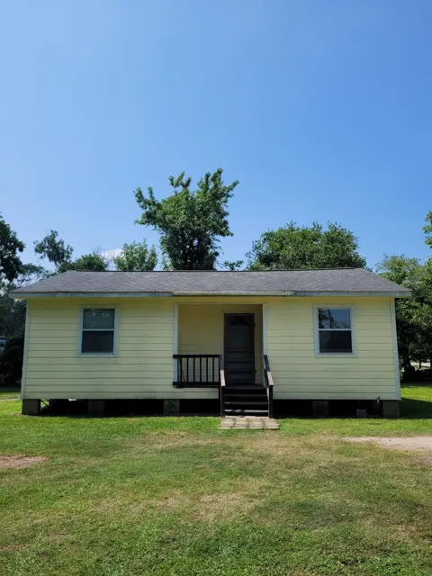 1714 County Road 244 E