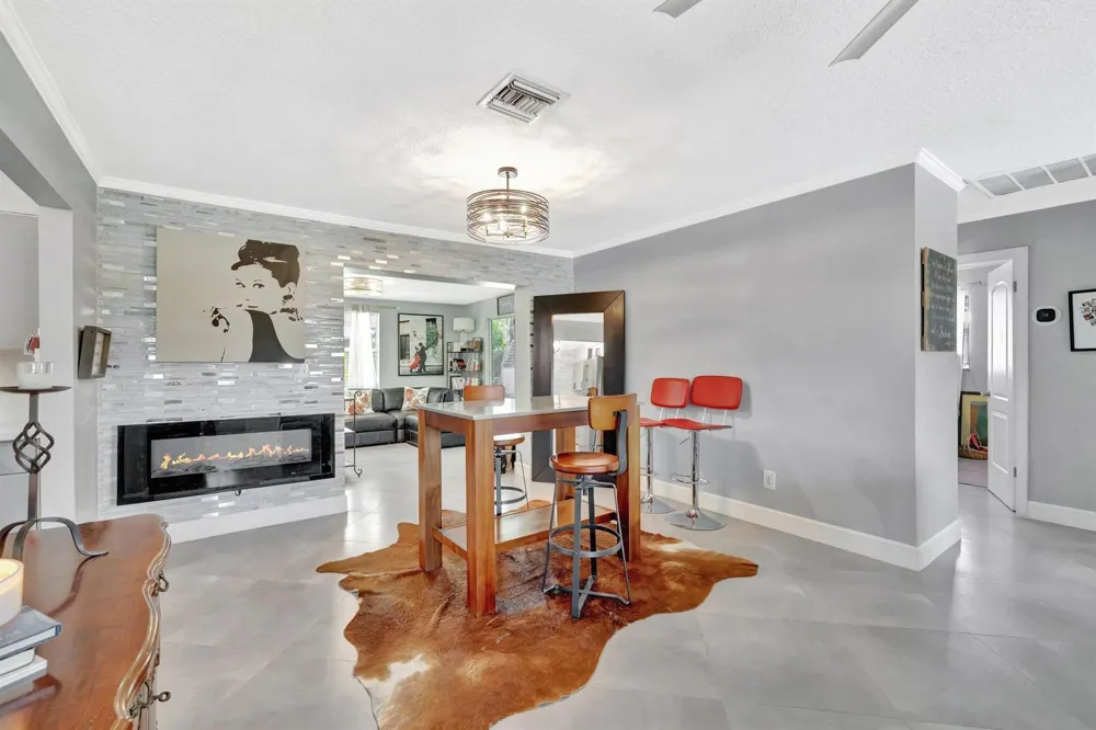 1894 SE Lafayette Street Stuart, FL 34997