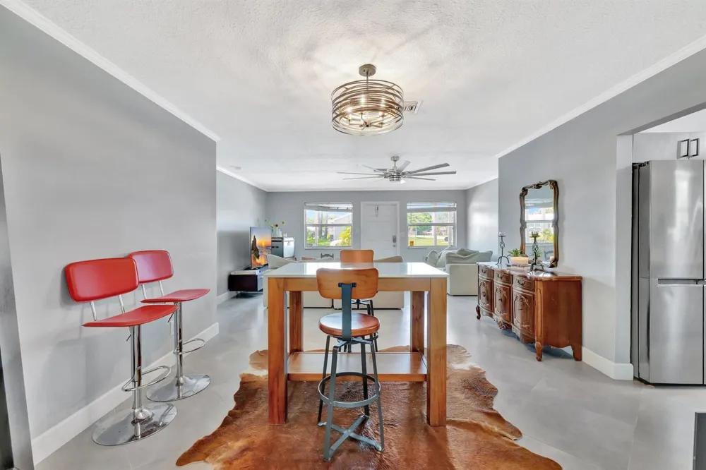 1894 SE Lafayette Street Stuart, FL 34997