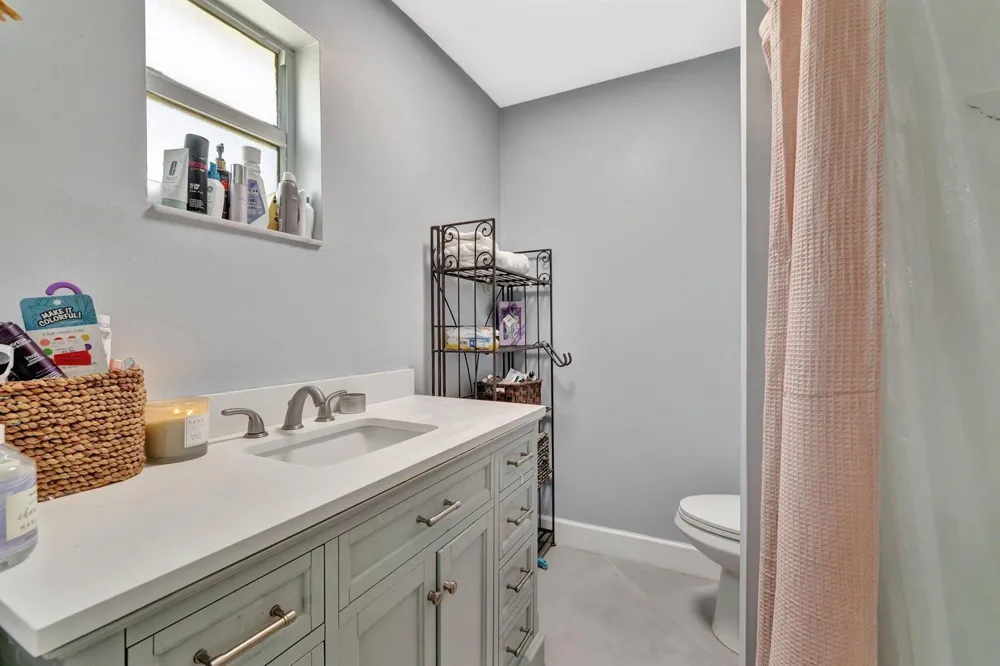 1894 SE Lafayette Street Stuart, FL 34997