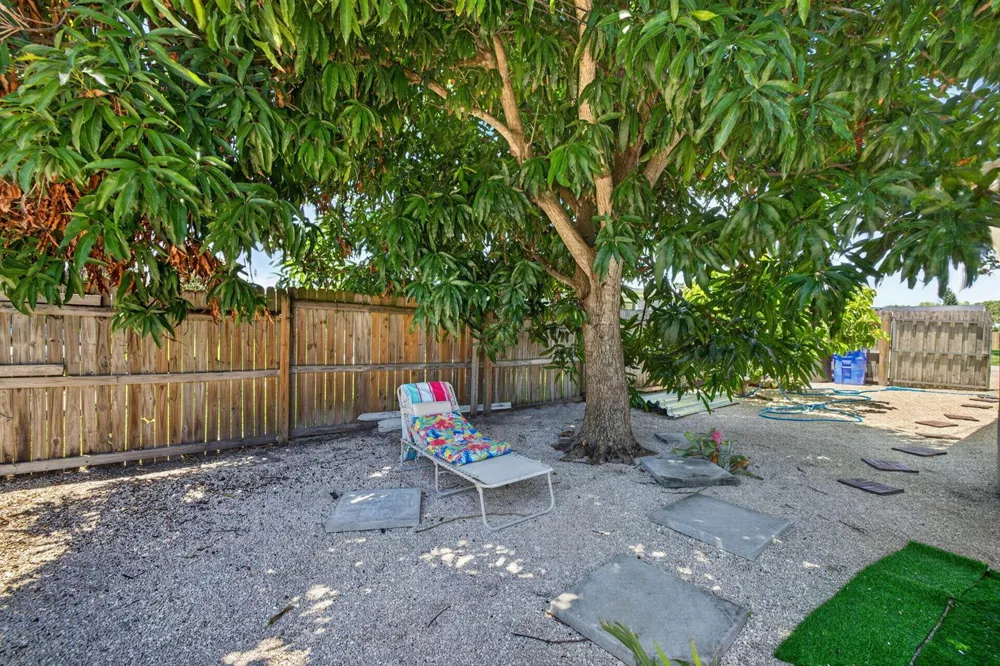 1894 SE Lafayette Street Stuart, FL 34997