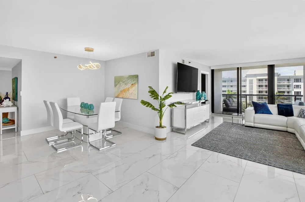 3115 S Ocean Boulevard #502 Highland Beach, FL 33487