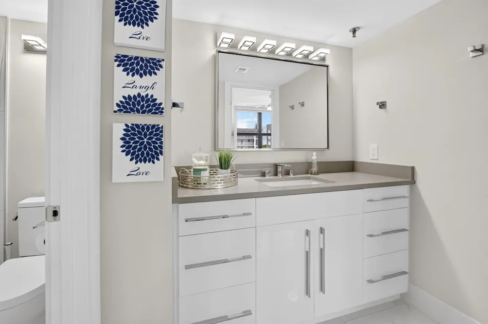 3115 S Ocean Boulevard #502 Highland Beach, FL 33487