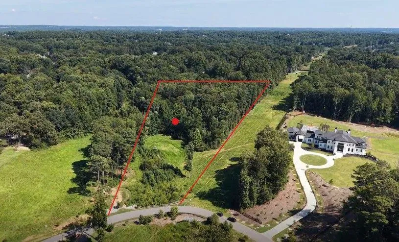 2053 Magnolia Lane Milton, GA 30004