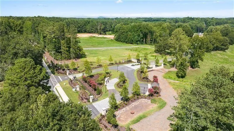 2053 Magnolia Lane Milton, GA 30004