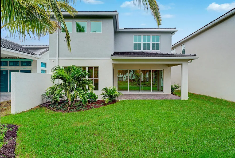 154 Parkside Way #14 Royal Palm Beach, FL 33414