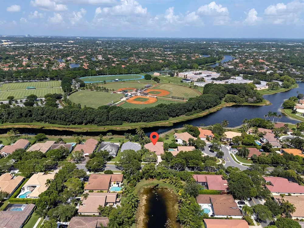 875 Bayside Lane Weston, FL 33326