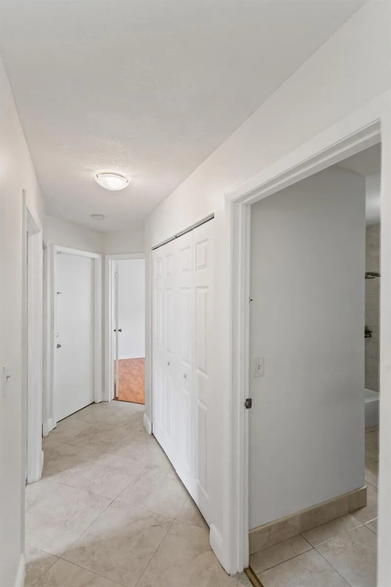 13945 LANGLEY PLACE Davie, FL 33325