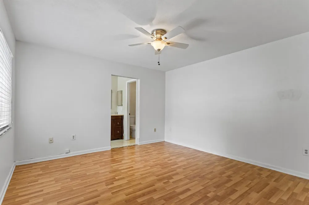 13945 LANGLEY PLACE Davie, FL 33325
