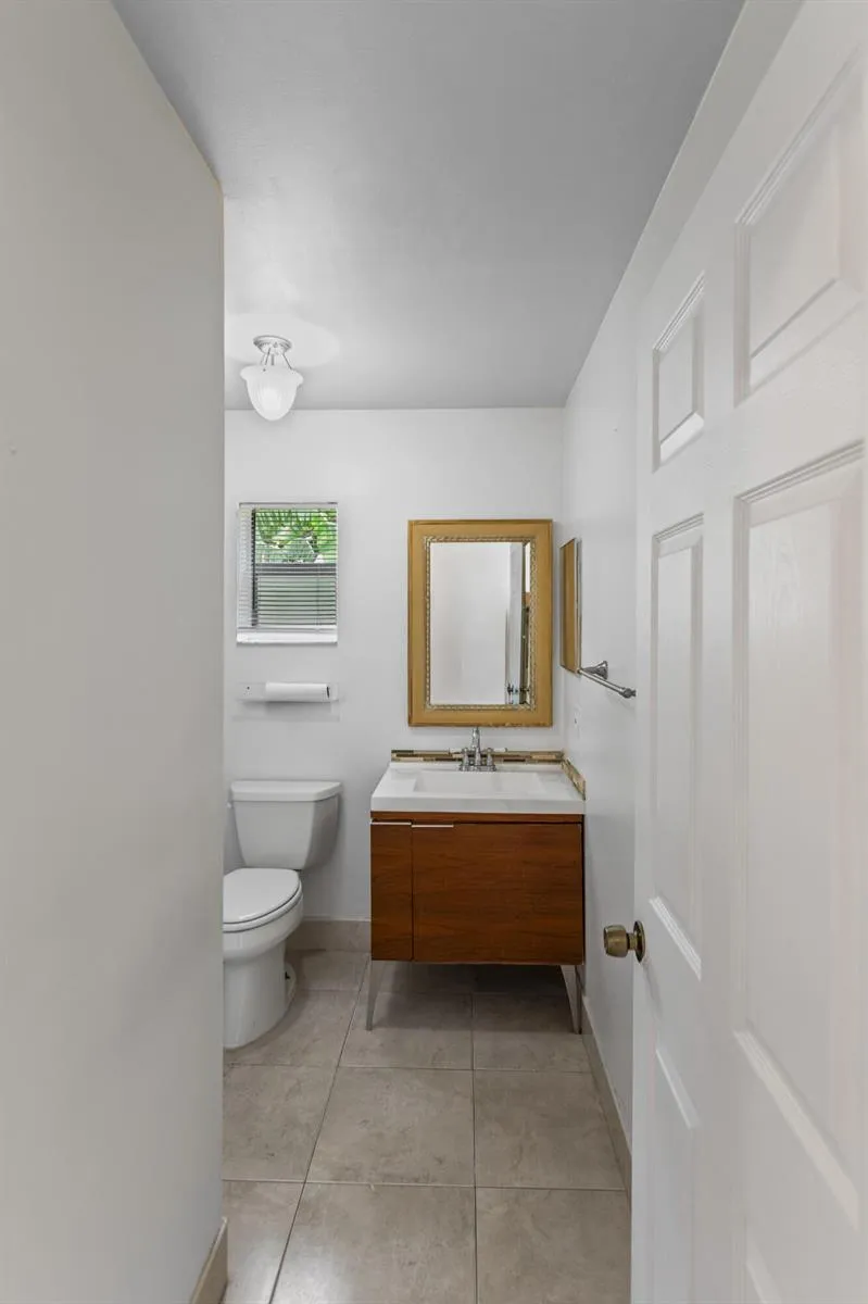 13945 LANGLEY PLACE Davie, FL 33325
