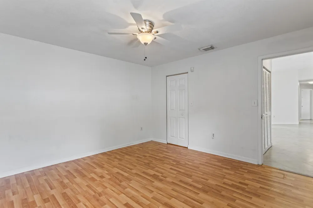 13945 LANGLEY PLACE Davie, FL 33325