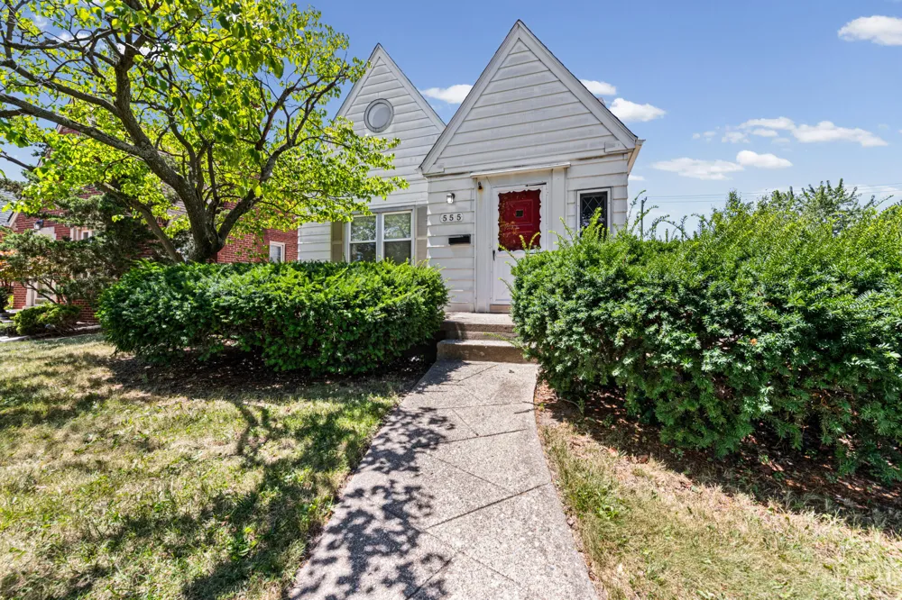 555 Martha Street Dearborn, MI 48128