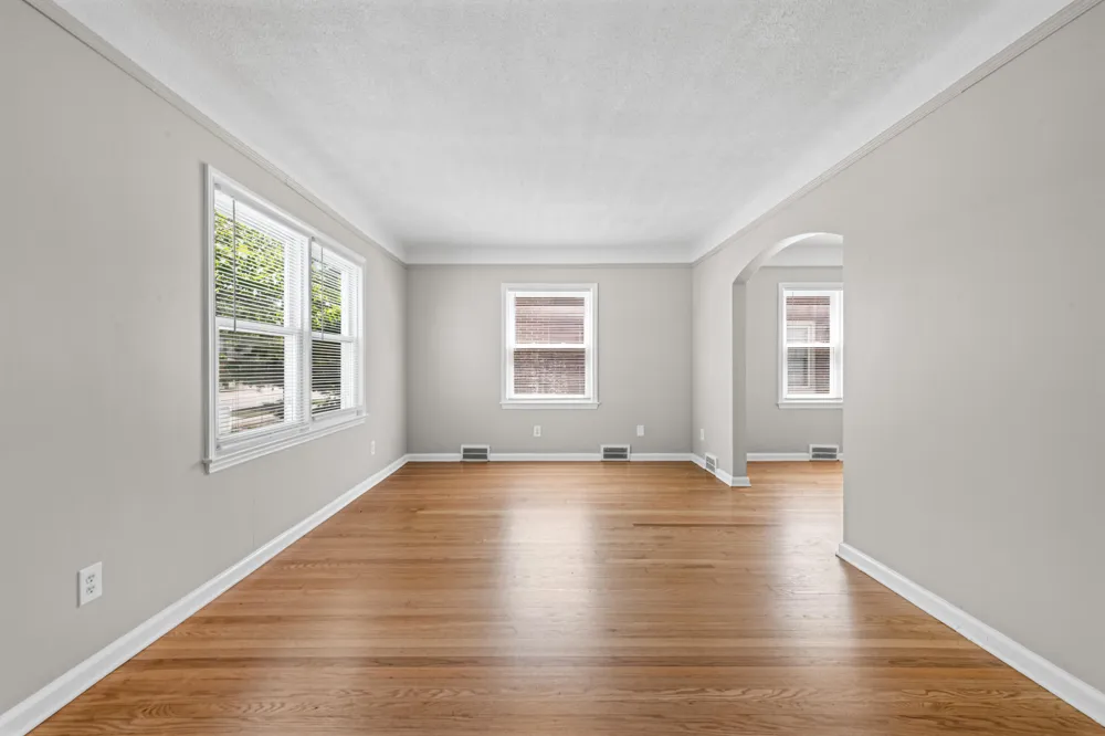 555 Martha Street Dearborn, MI 48128