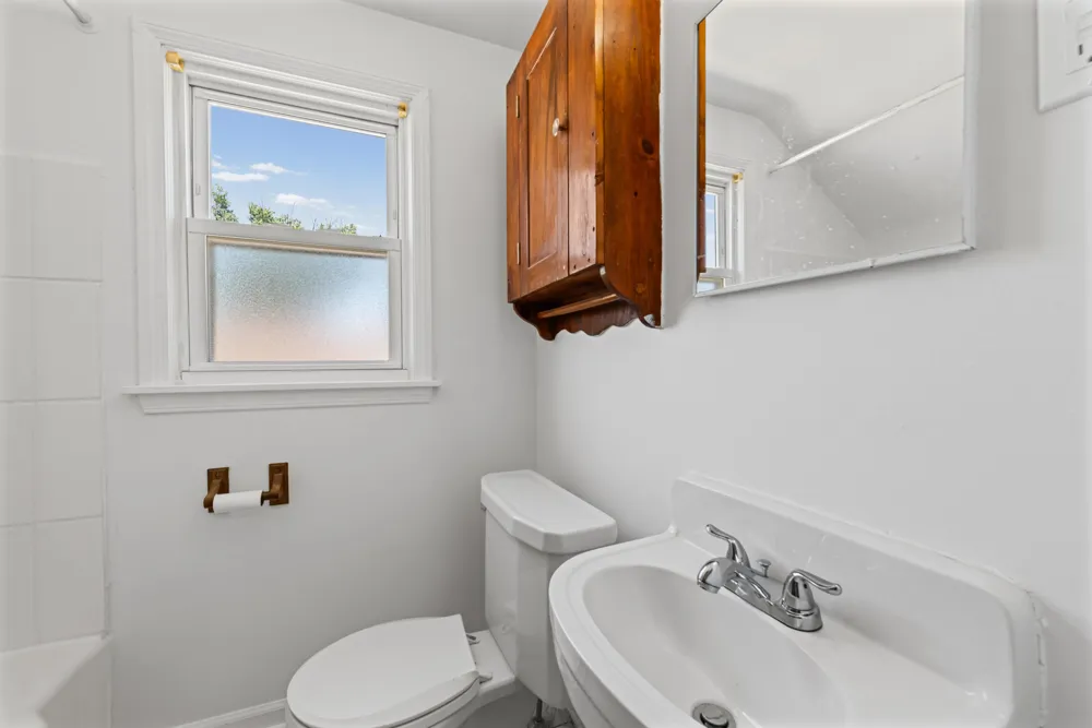 555 Martha Street Dearborn, MI 48128