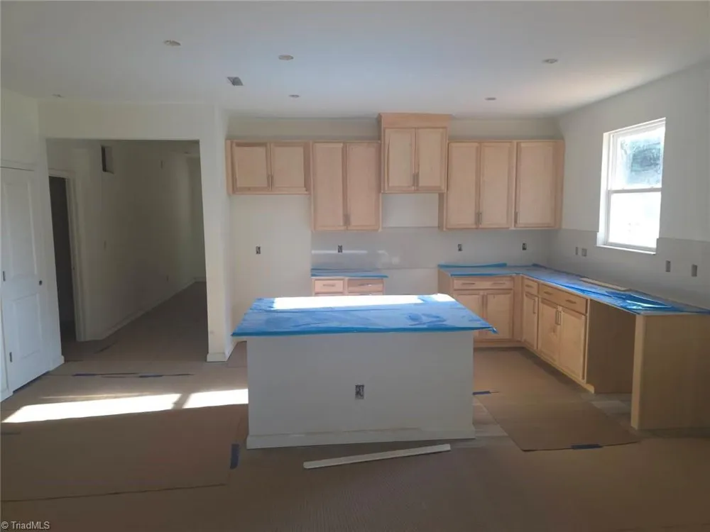 1256 Woody Drive Graham, NC 27253