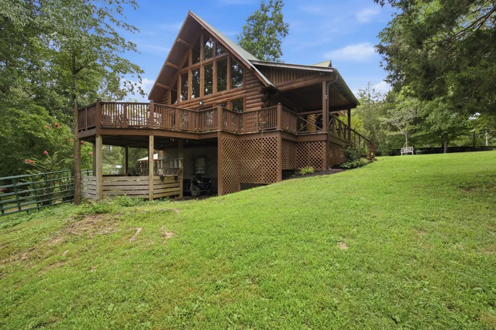 20151 Ben Fly Rd Lyles, TN 37098
