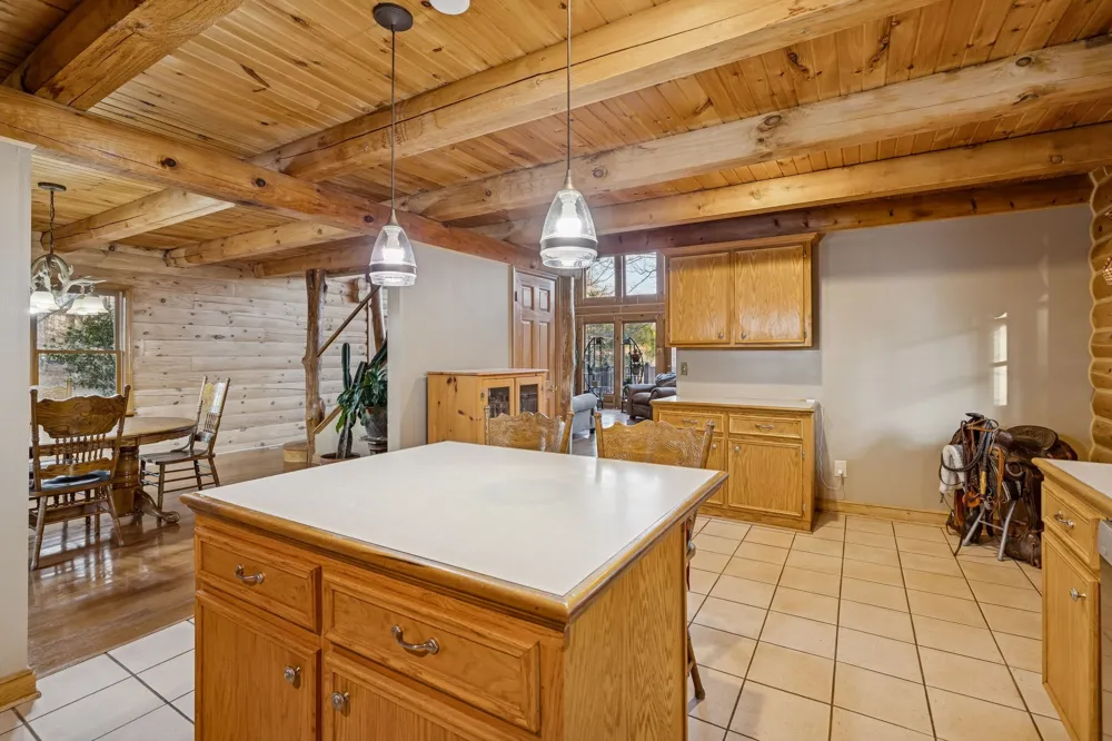 20151 Ben Fly Rd Lyles, TN 37098