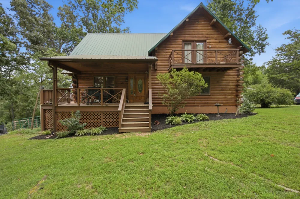 20151 Ben Fly Rd Lyles, TN 37098