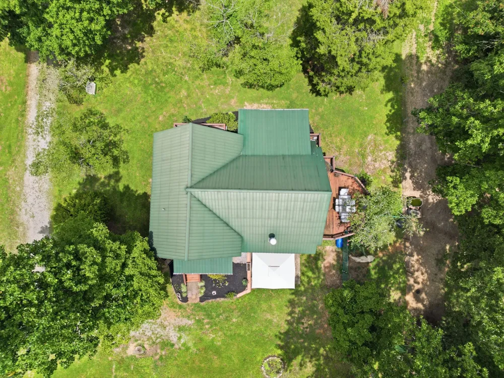 20151 Ben Fly Rd Lyles, TN 37098