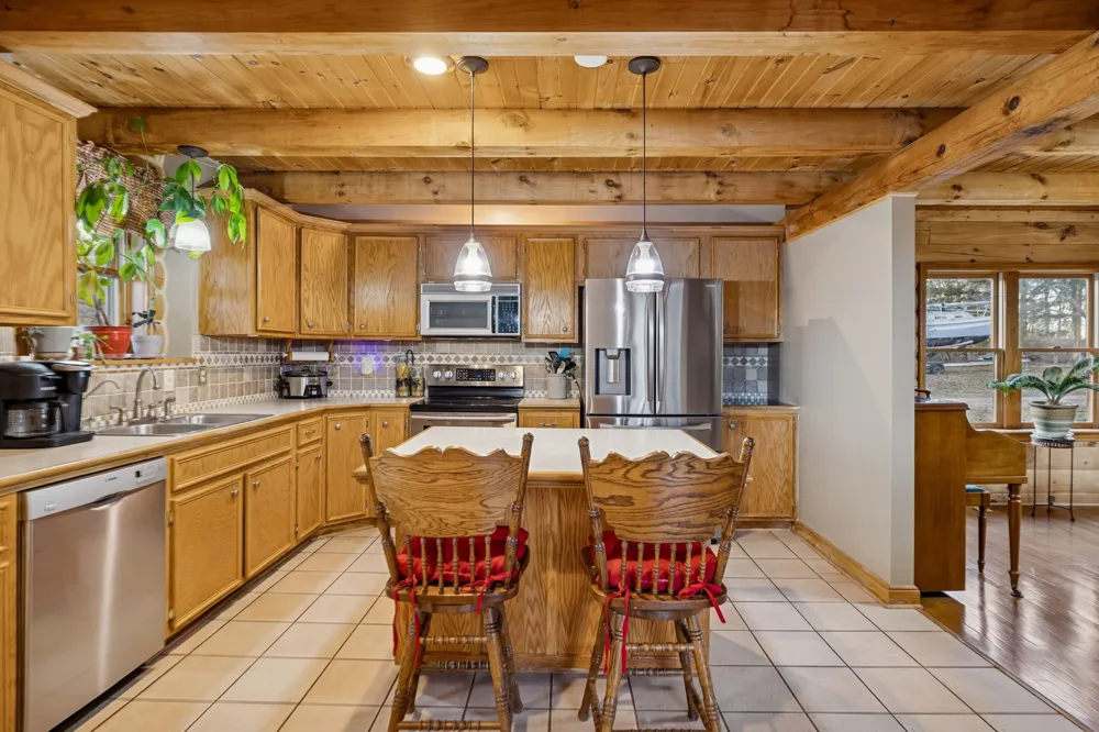 20151 Ben Fly Rd Lyles, TN 37098