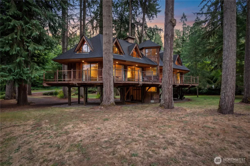 211 LaVerne Drive Kalama, WA 98625