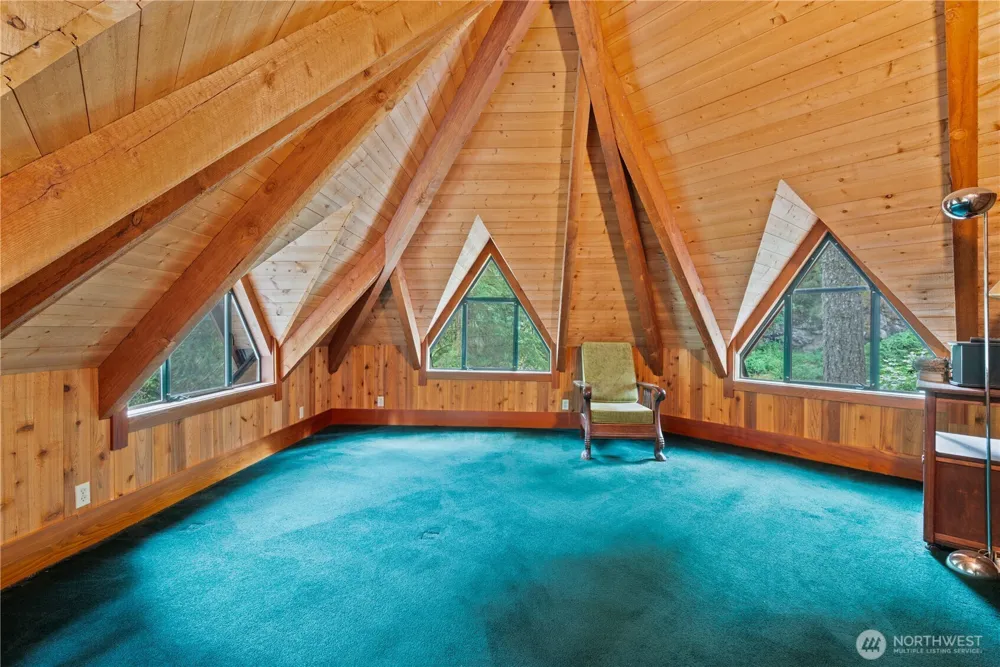 211 LaVerne Drive Kalama, WA 98625