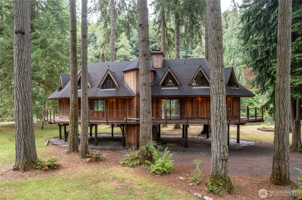211 LaVerne Drive Kalama, WA 98625
