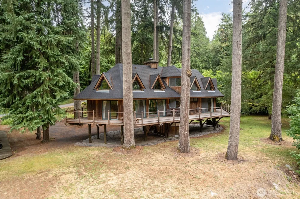 211 LaVerne Drive Kalama, WA 98625