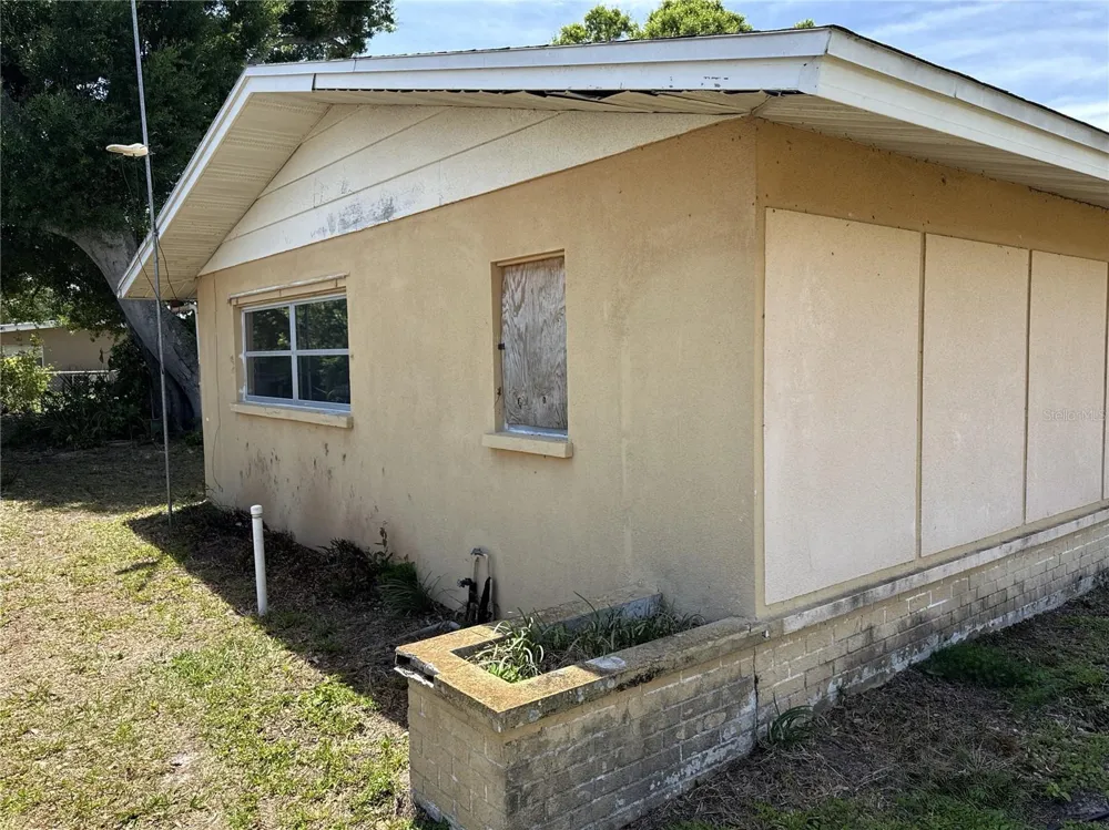 3234 DANTE DRIVE Sarasota, FL 34235