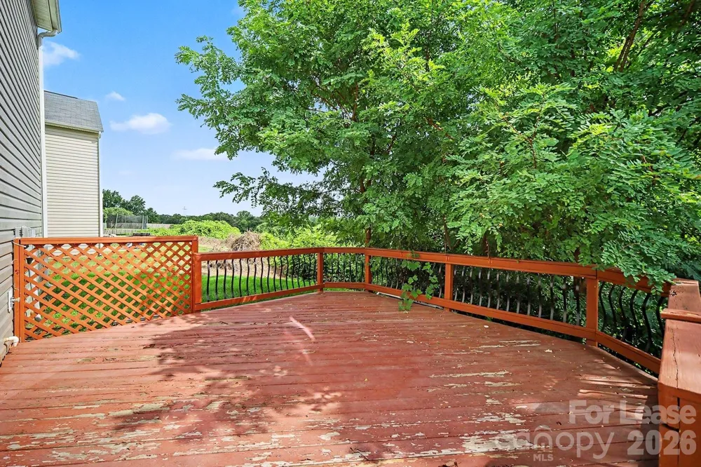 4937 Broad Leaf Court Dallas, NC 28034