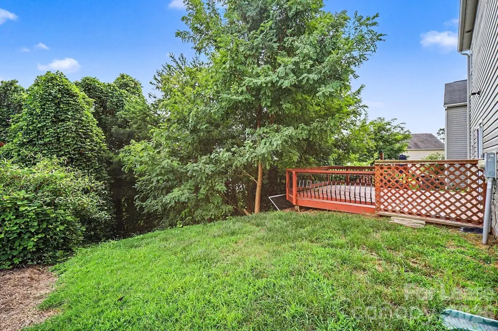 4937 Broad Leaf Court Dallas, NC 28034