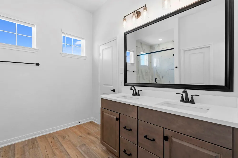 110 West Coralburst Loop Montgomery, TX 77316