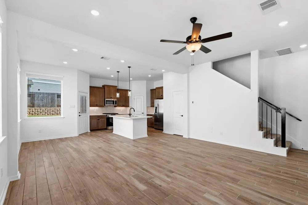 110 West Coralburst Loop Montgomery, TX 77316