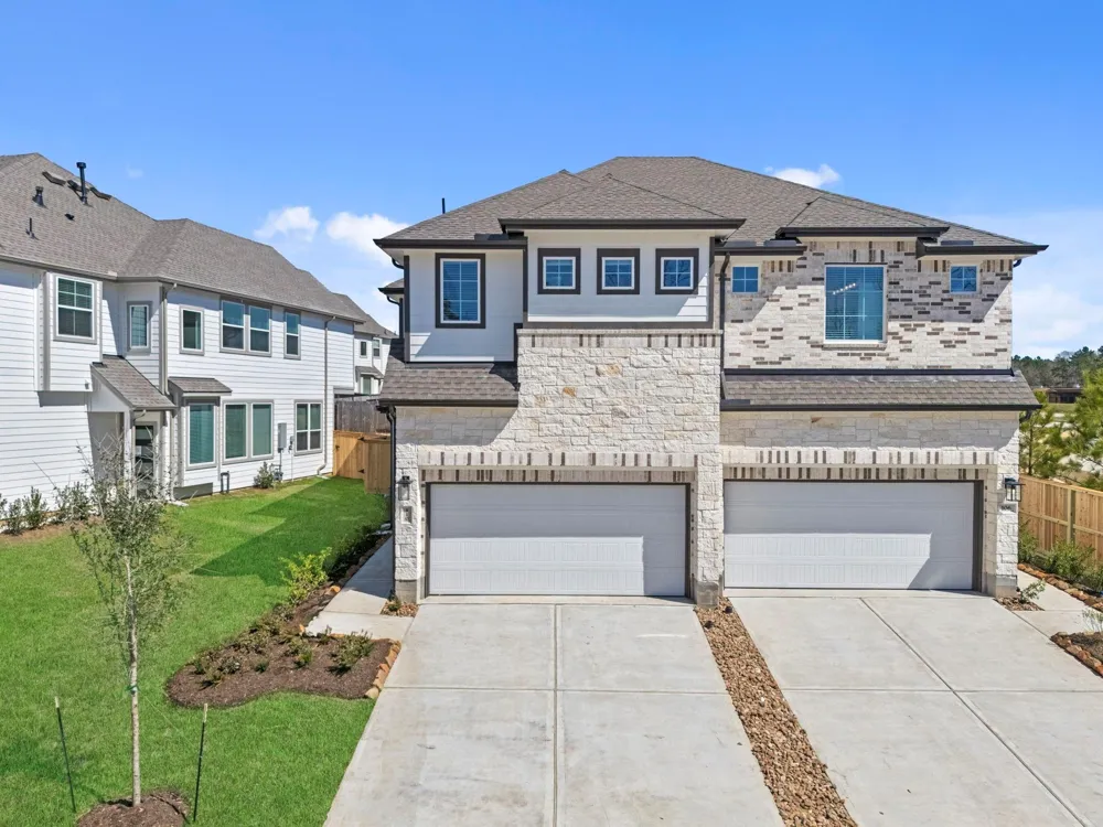 110 West Coralburst Loop Montgomery, TX 77316