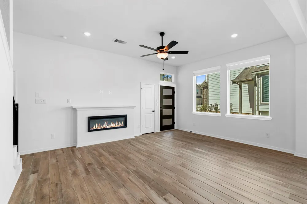 110 West Coralburst Loop Montgomery, TX 77316