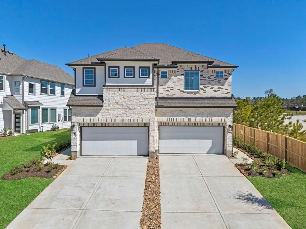 110 West Coralburst Loop Montgomery, TX 77316