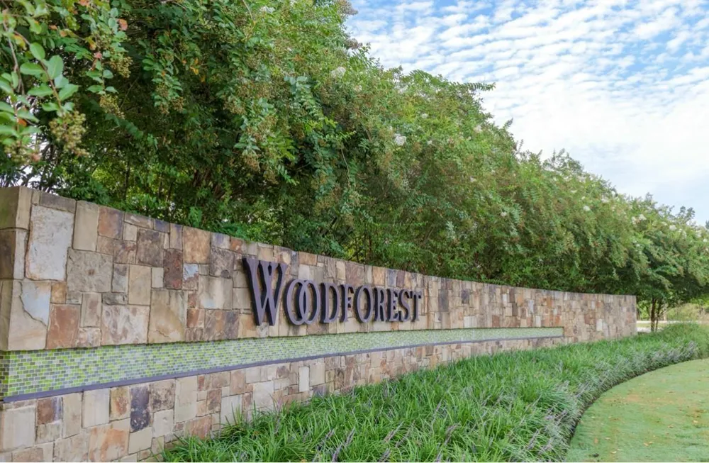110 West Coralburst Loop Montgomery, TX 77316