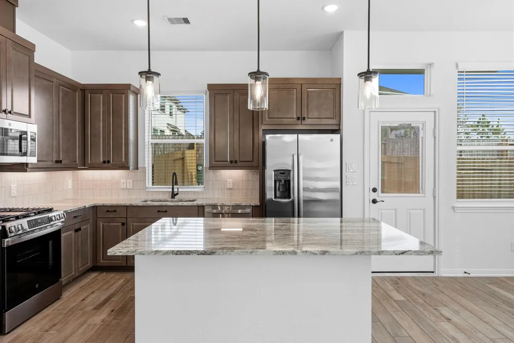 116 West Coralburst Loop Montgomery, TX 77316