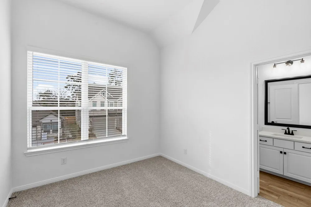 120 West Coralburst Loop Montgomery, TX 77316