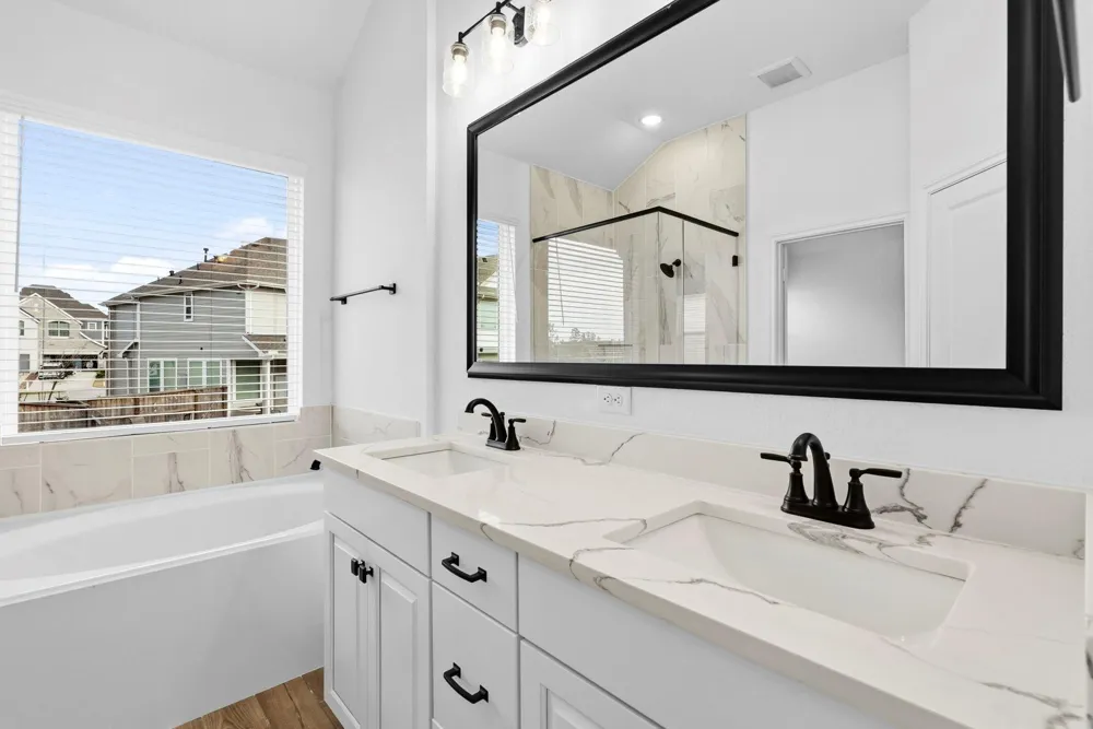 120 West Coralburst Loop Montgomery, TX 77316