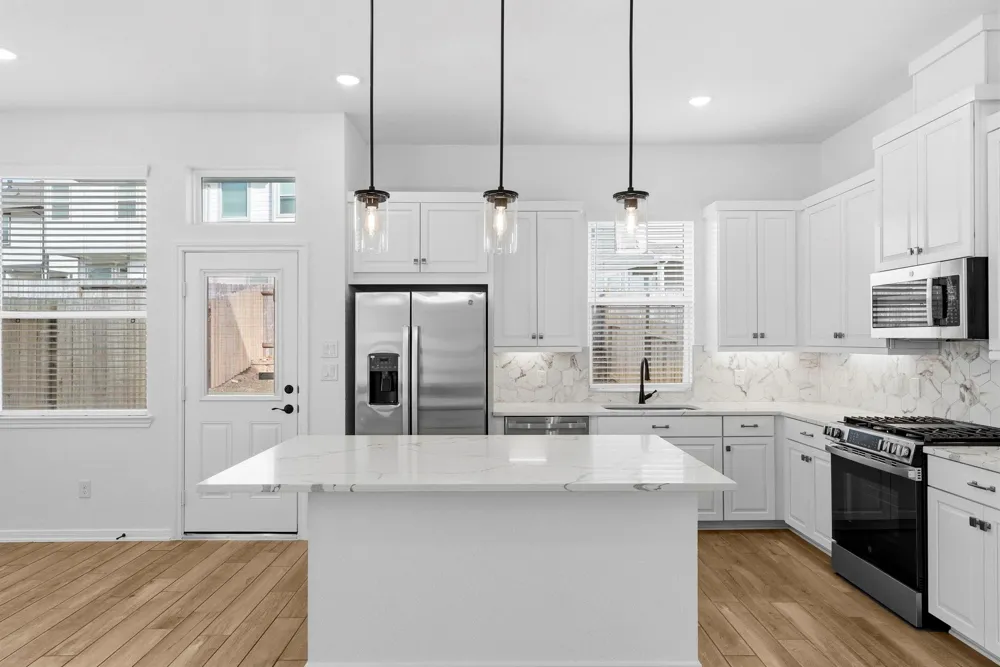 120 West Coralburst Loop Montgomery, TX 77316