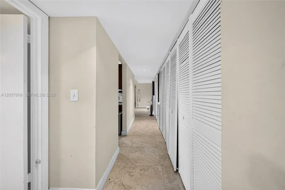 6666 SW 115th Ct #301 Miami, FL 33173