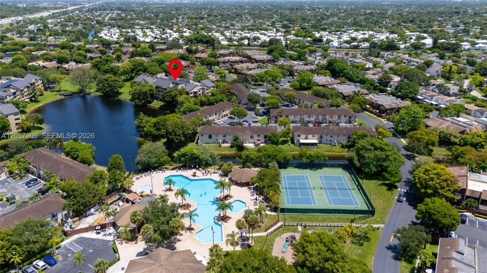 6666 SW 115th Ct #301 Miami, FL 33173