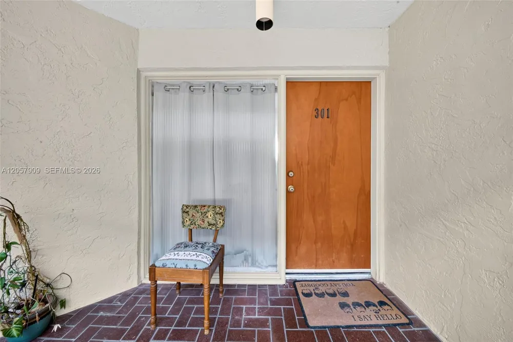 6666 SW 115th Ct #301 Miami, FL 33173
